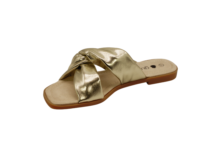 3085 | Chinelo raso