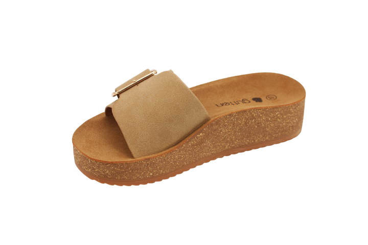 3116 | Chinelo com plataforma