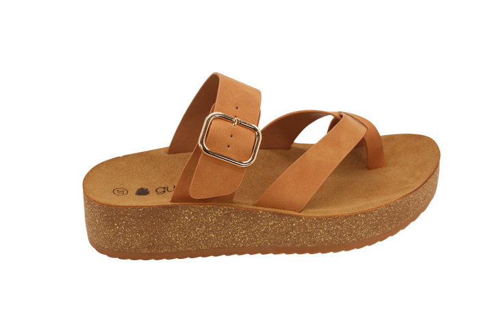 3118 | Chinelo com plataforma