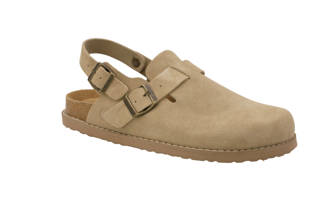 3122 | Clogs de camurça com fivelas