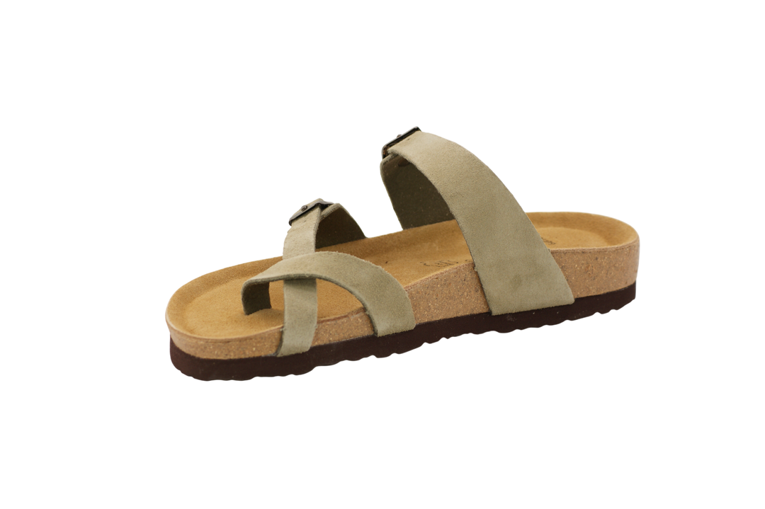 3130 | Chinelo de camurça com fivelas
