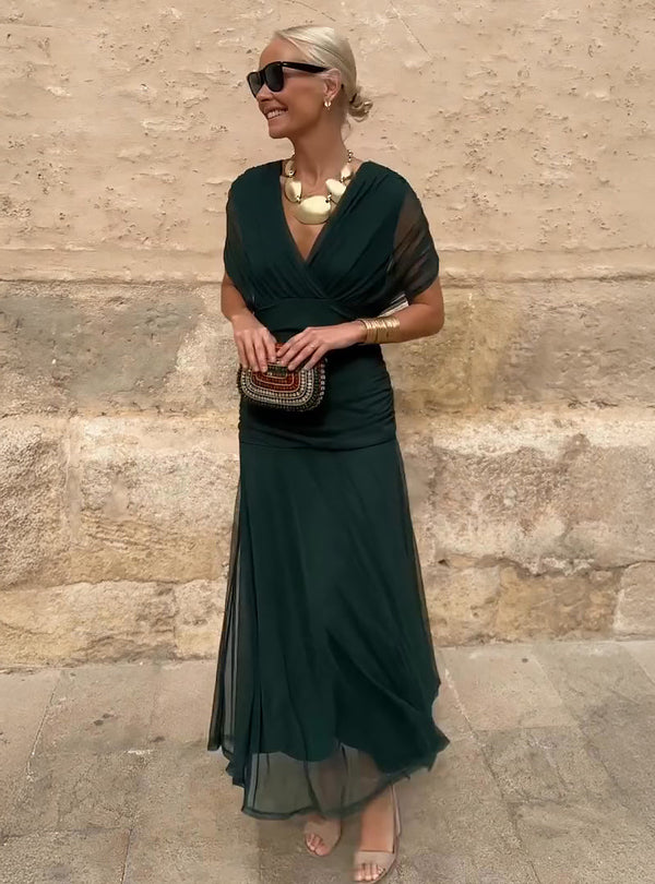 Vestido Elegante com Decote em V