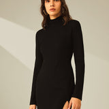 Kiara- Vestido Mini de Gola Alta de Manga Longa com Fenda e Painéis Canelados