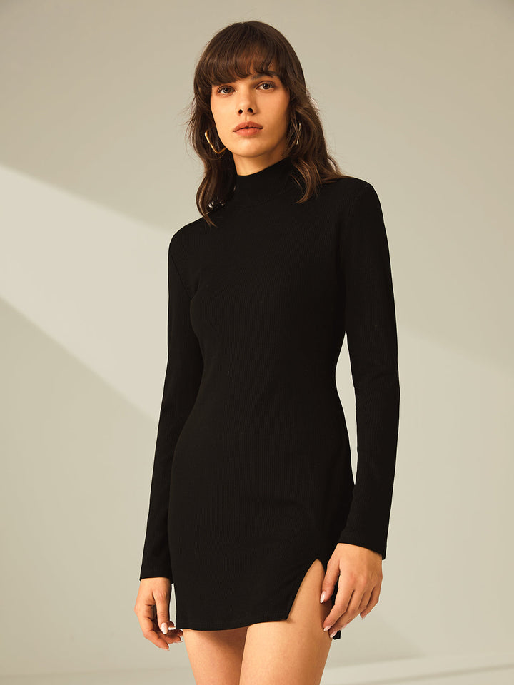 Vestido Mini de Gola Alta de Manga Longa com Fenda e Painéis Canelados