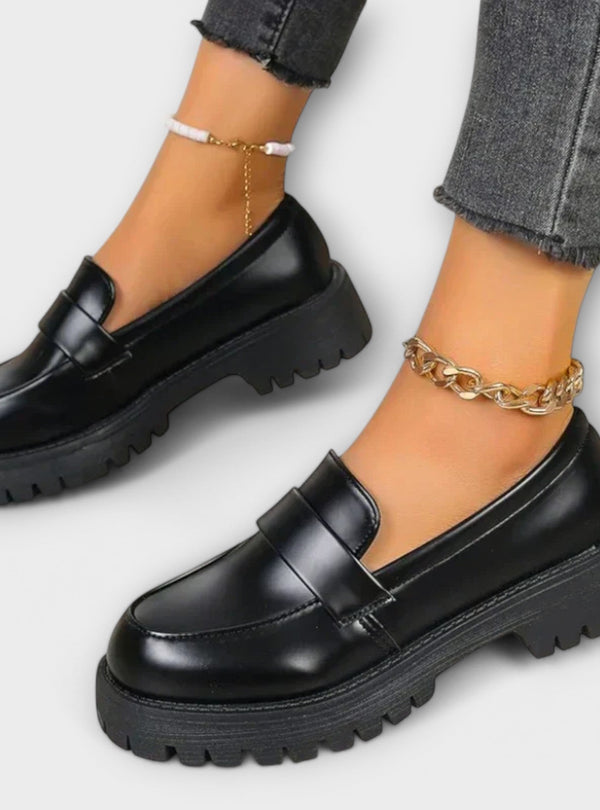 Mocassins Femininos com Design Ortopédico e Saltos em Cetim