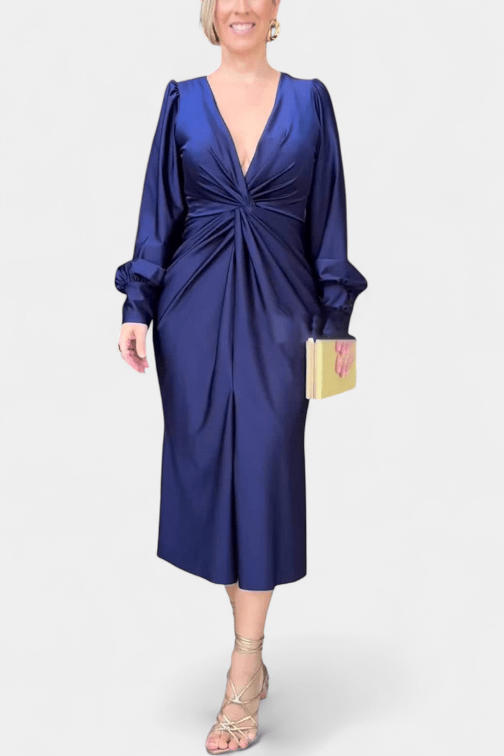 Bodil | Vestido V com Decote em V Atemporal