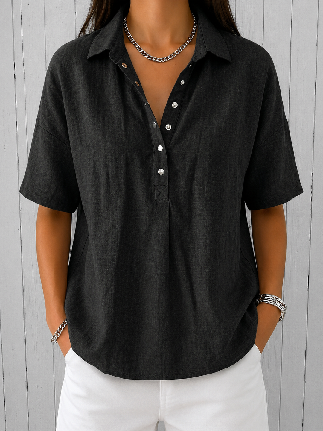 Ava | Blusa com Colarinho e Detalhes em Botão