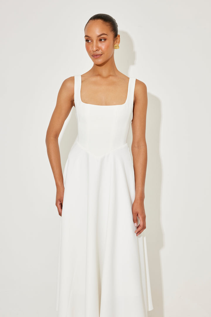 Amélia - Vestido Midi Intemporal