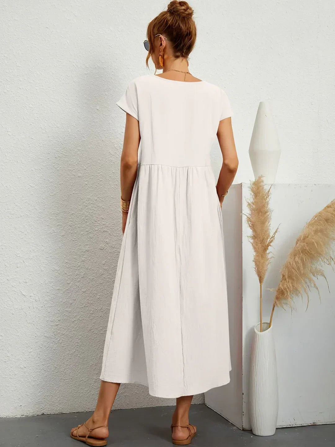 Gabriela - Vestido Elegante Midi Fluído Intemporal
