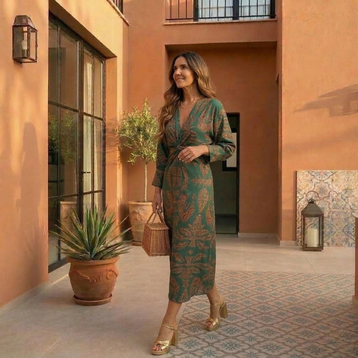 Isadora | vestido midi elegante com um padrão intemporal encantador