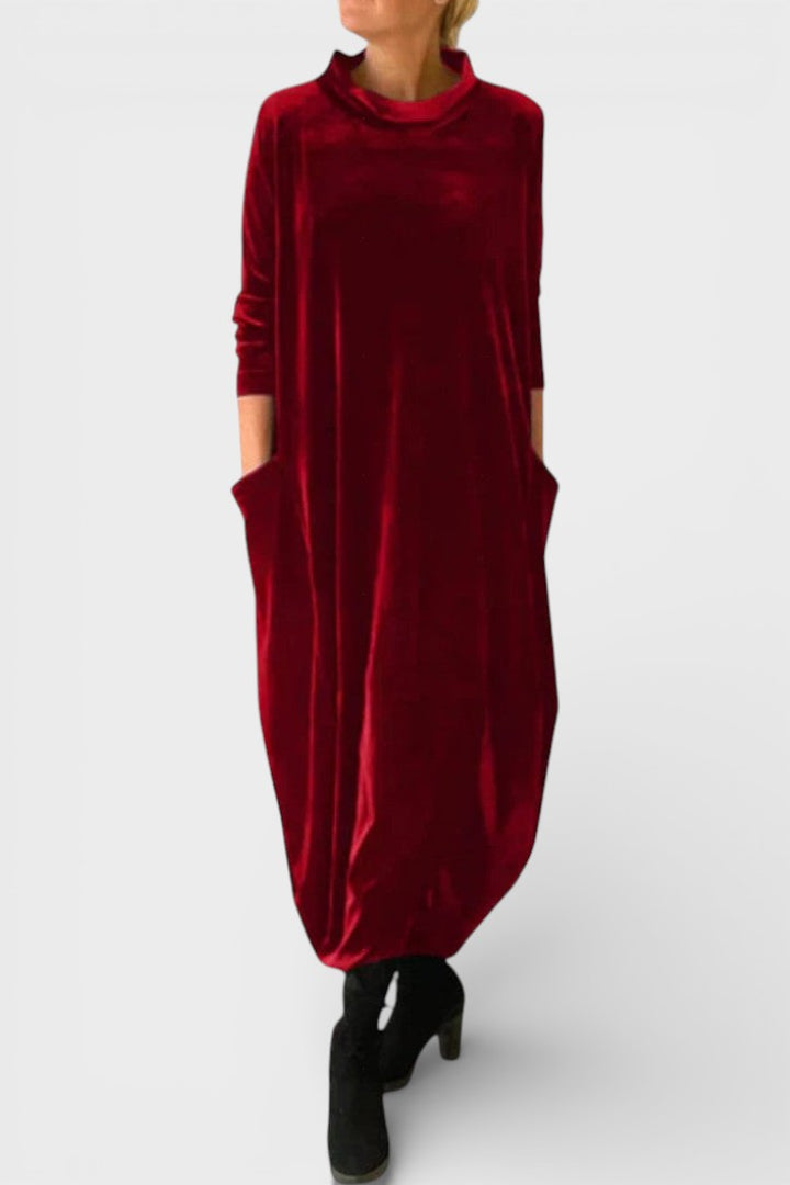 Saskia™ | Elegante vestido de veludo com bolsos