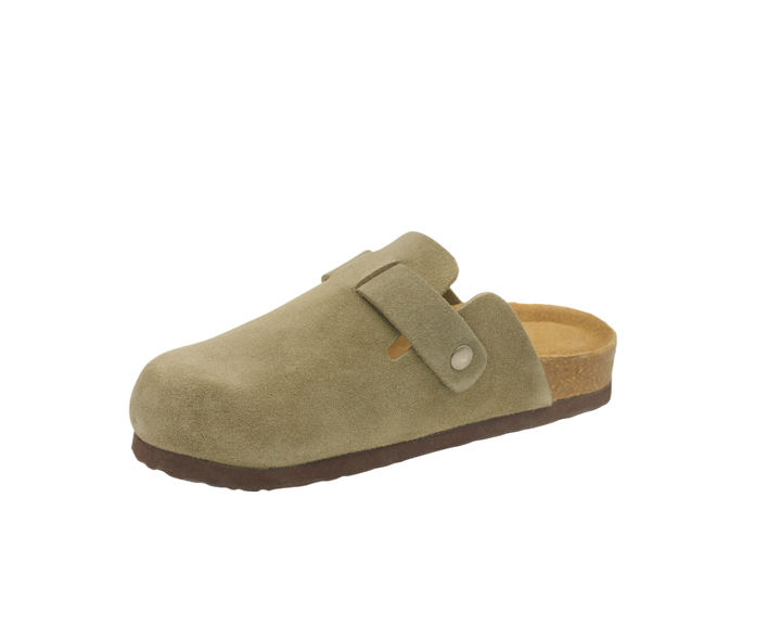 3055 | Clogs de camurça com fivela