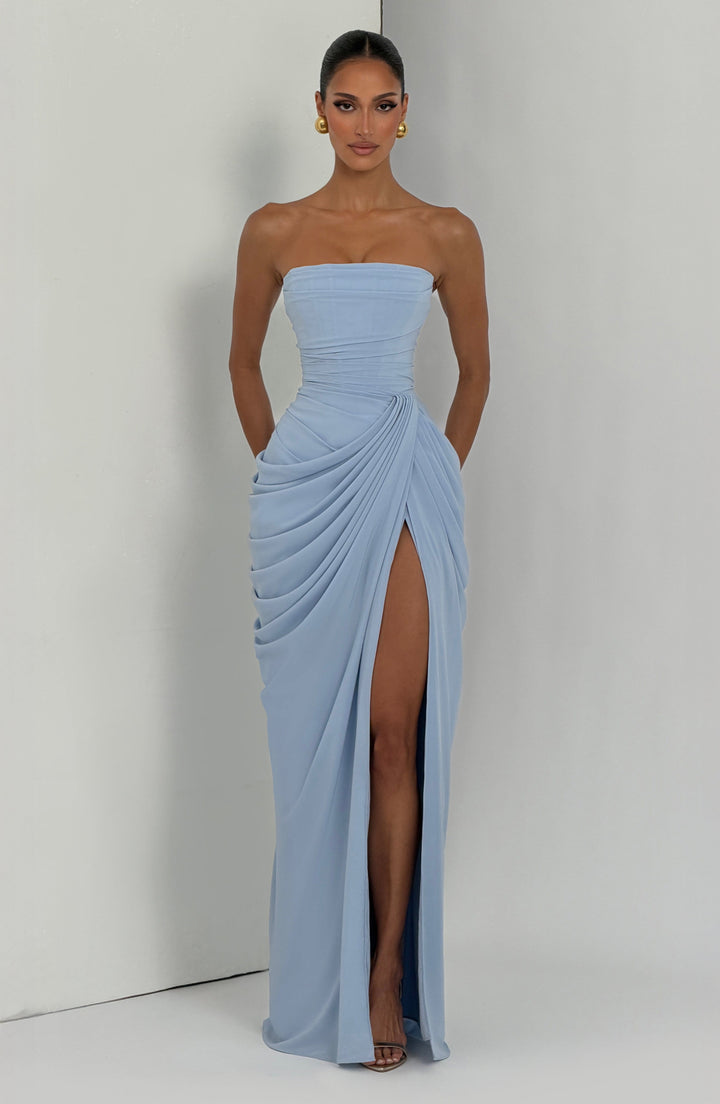 SKY - Elegância escultural que define a tua figura para Mulher
